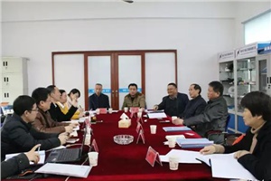 熱烈慶祝我司PVDF大規(guī)格板材專利轉(zhuǎn)化推進(jìn)項(xiàng)目驗(yàn)收?qǐng)A滿成功！